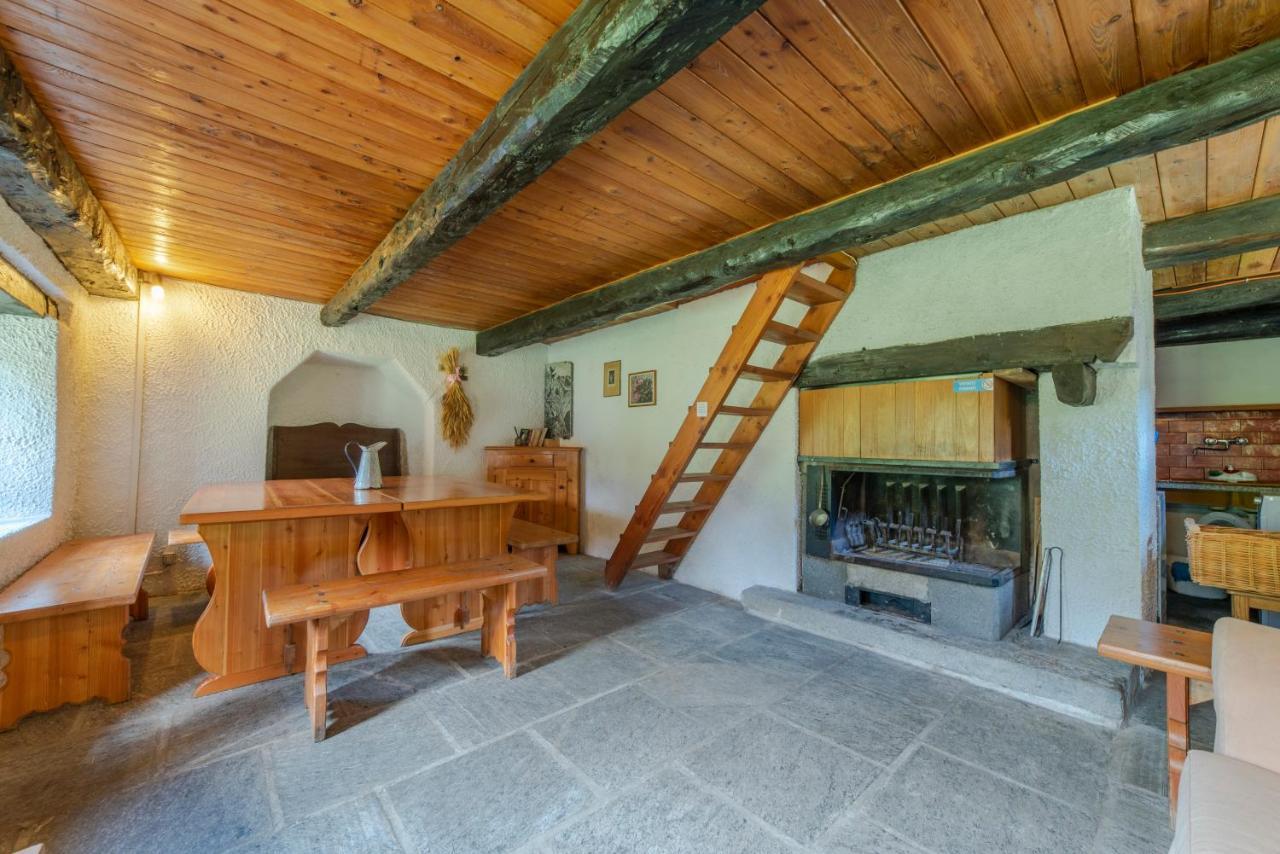 Hotel Voglia Di Veglia Varzo Exteriér fotografie