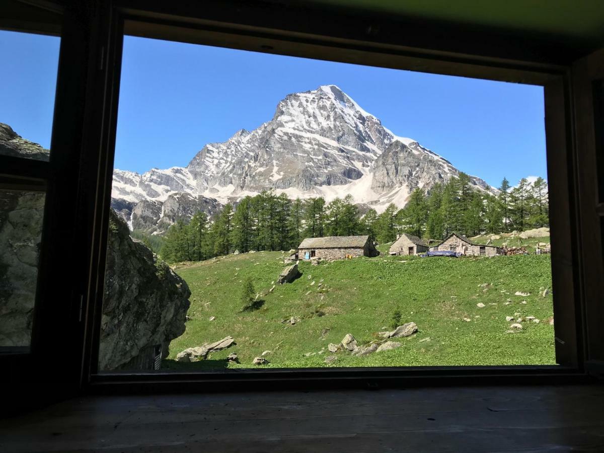 Hotel Voglia Di Veglia Varzo Exteriér fotografie